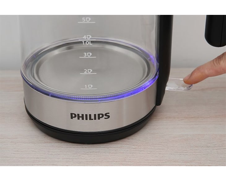 Bình đun siêu tốc Philips 1.7 lít HD9339/80 | Điện máy Phúc Anh Bình đun siêu tốc Philips 1.7 lít HD9339/80 | Điện máy Phúc Anh - góc nhìn 5
