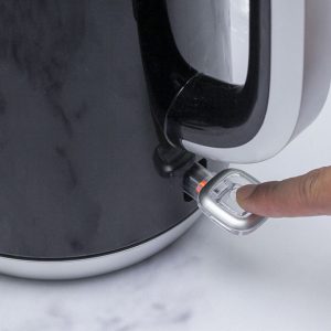 Bình đun siêu tốc Electrolux 1.7 lít EEK3505 giá tốt - góc nhìn 5