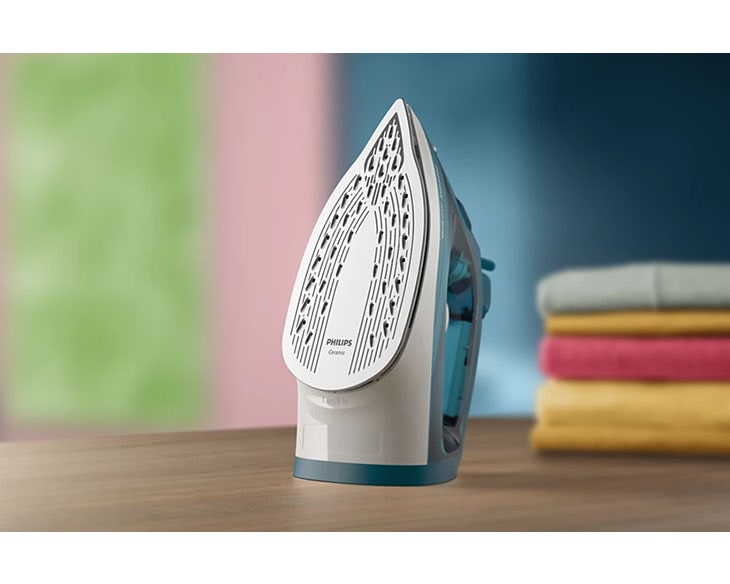 Bàn ủi hơi nước Philips DST2030/90 Giá Tốt | Điện máy Phúc Anh Bàn ủi hơi nước Philips DST2030/90 Giá Tốt | Điện máy Phúc Anh - góc nhìn 3