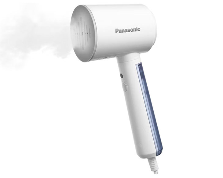 Bàn ủi hơi nước cầm tay Panasonic PABU-NI-GHD015WRA giá tốt Bàn ủi hơi nước cầm tay Panasonic PABU-NI-GHD015WRA giá tốt - góc nhìn 3