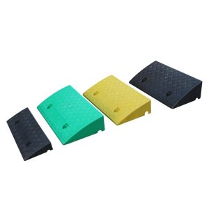 Cầu dốc, bục dắt xe máy ô tô lên xuống bậc thềm vào nhà cao su giá rẻ