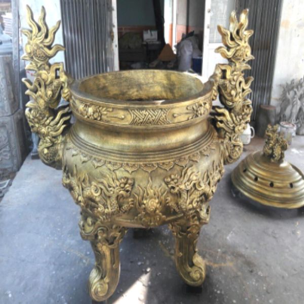 Đỉnh hóa vàng nhị long