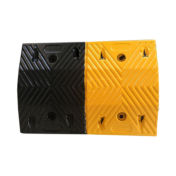 Gờ cao su giảm tốc 50cm
