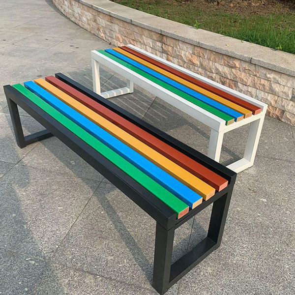 Ghế băng ngoài trời bằng gỗ