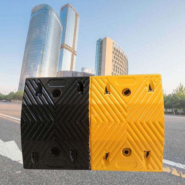 Gờ giảm tốc cao su 50cm