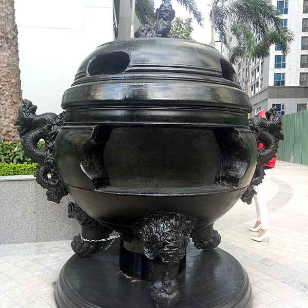 Lò đốt vàng mã