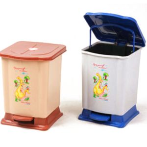 Thùng rác đạp chân 7L