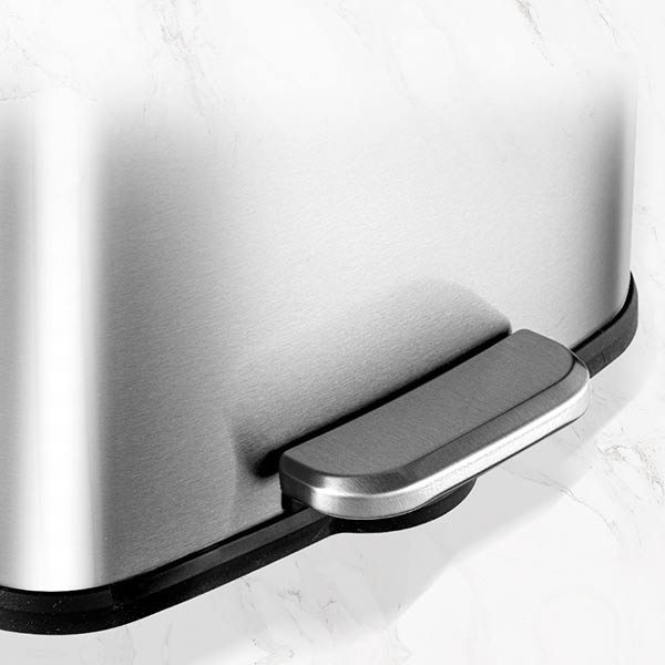 Thùng rác inox đạp chân mẫu mới