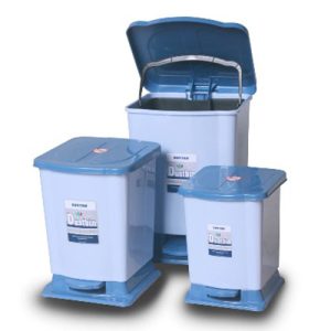Thùng rác nhựa 12L